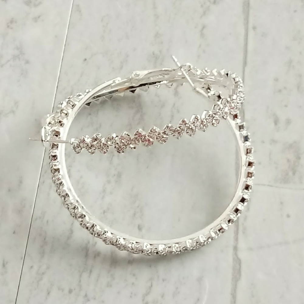 NEW CRYSTAL HOOP EARRINGS 2 INCH DIAMETER - Picture 6 of 7